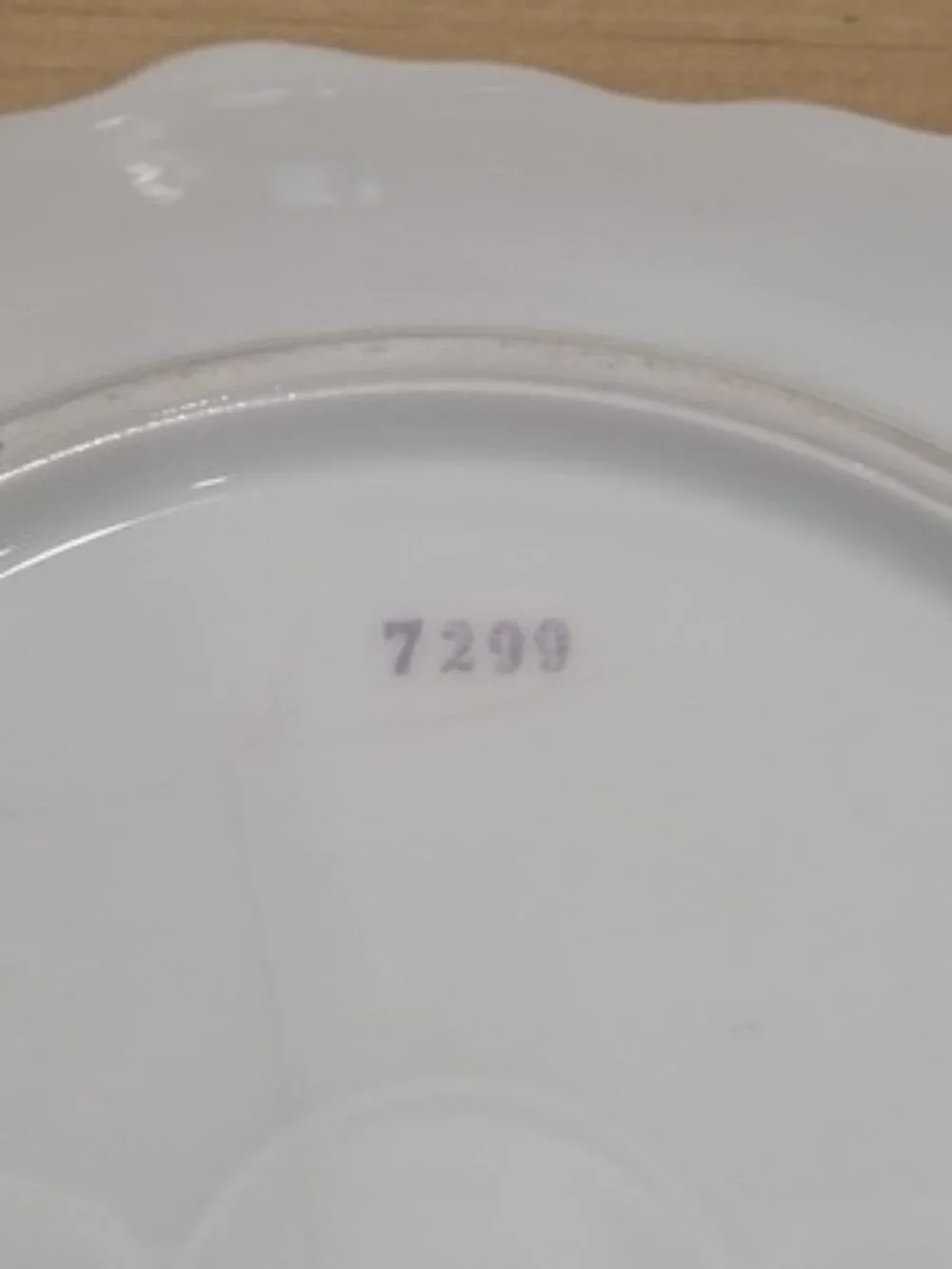 Antique German Porcelain Strawberry Basket Decorative Cabinet Plate Gold Rim